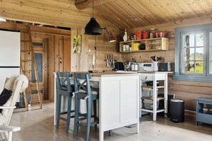Interior - Traditional log cabin at Vierli (Rauland)
