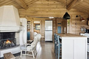 Interior - Traditional log cabin at Vierli (Rauland)