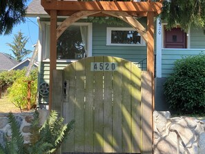 Exterior detail - Beautiful 3-bedroom house in welcoming Seattle (Seattle)