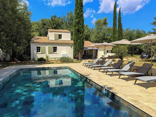 Villa sur un hectare ombragé en Provence Verte
