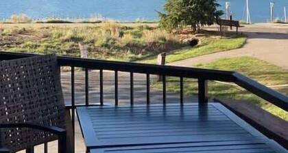 Lake Dillon! Amphitheatre, Walk to Lake, Pool & Hot Tub