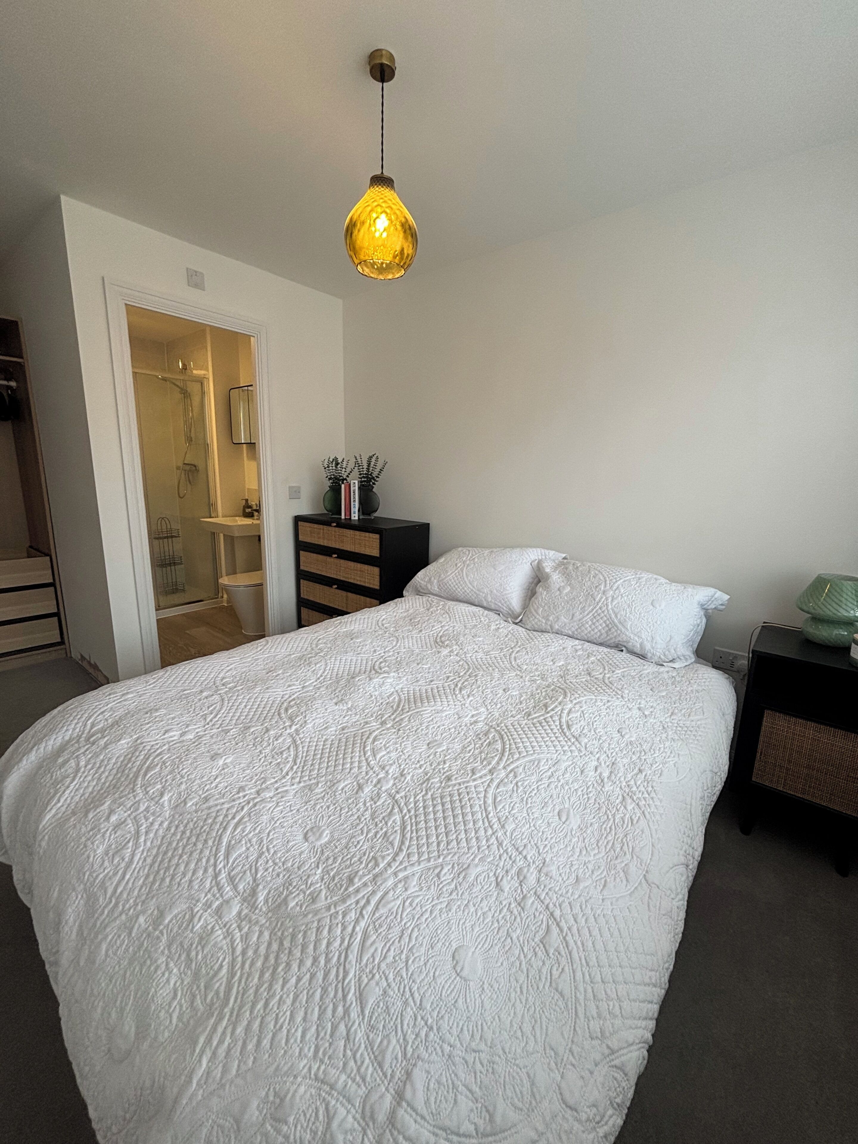 2 Schlafzimmer, Bügeleisen/Bügelbrett, WLAN, Bettwäsche