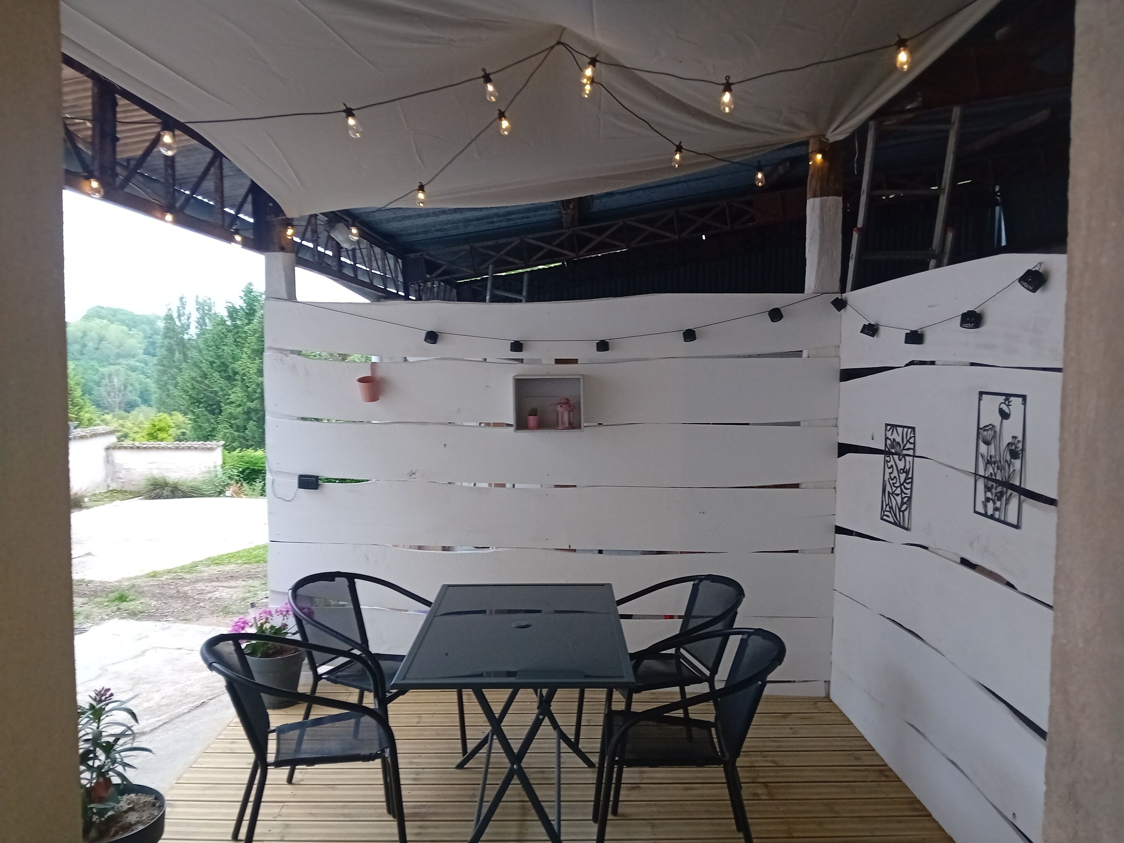Utendørsservering