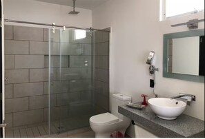 Bathroom - Work with a view of the lake, surrounded by natural attractions. (Jocotepec)