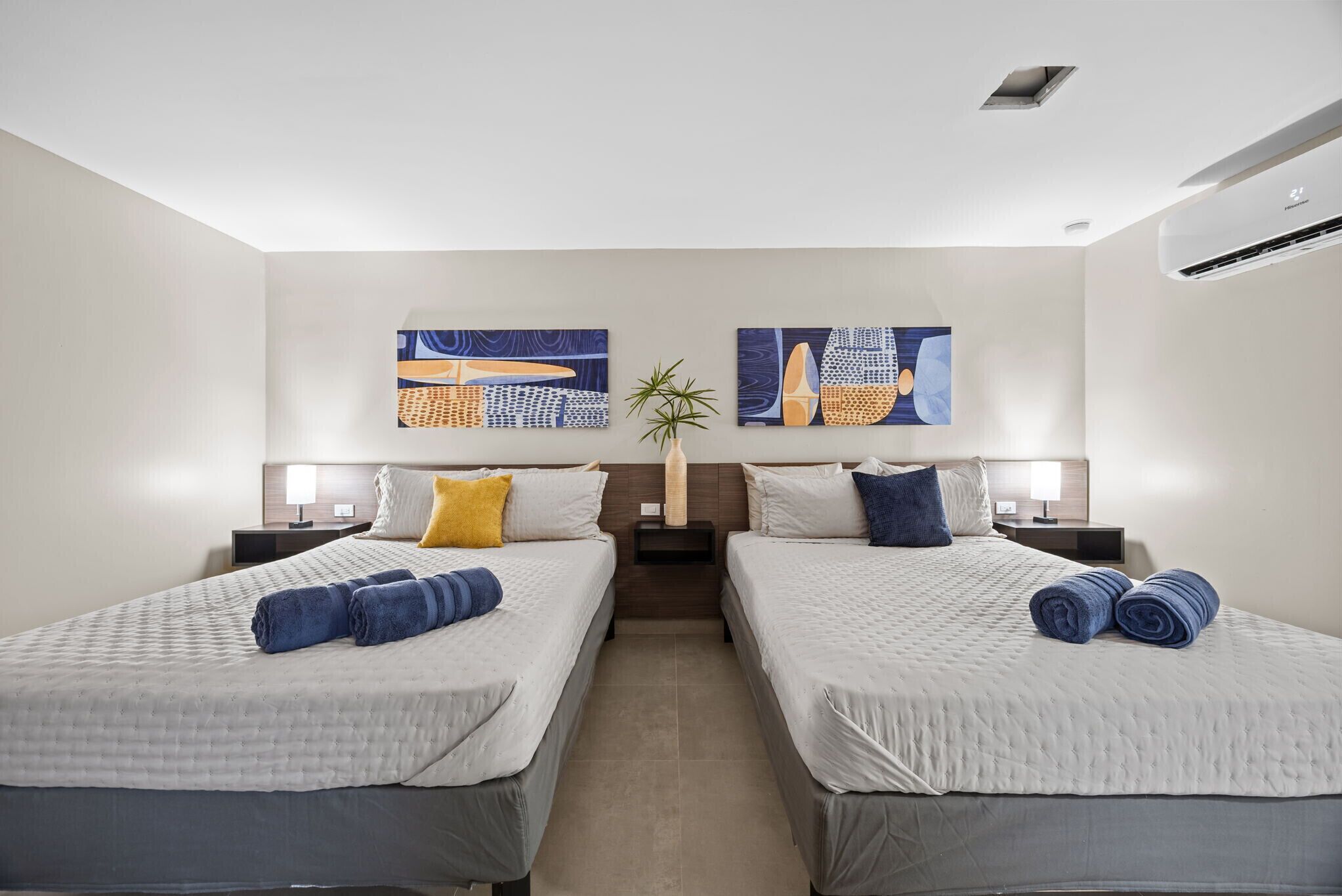 In-room safe, free WiFi, bed sheets