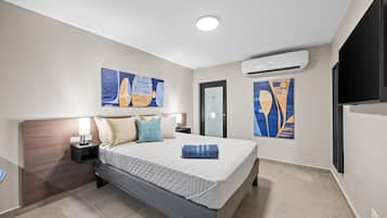 1 bedroom, in-room safe, free WiFi, bed sheets