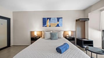 In-room safe, free WiFi, bed sheets