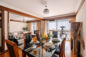 Dining - Baía Seaview | 2-Bedroom Apartment (Funchal)