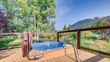 Condo, 1 King Bed with Sofa bed, Balcony, Mountain View (A-K-FF42E) | Outdoor spa tub