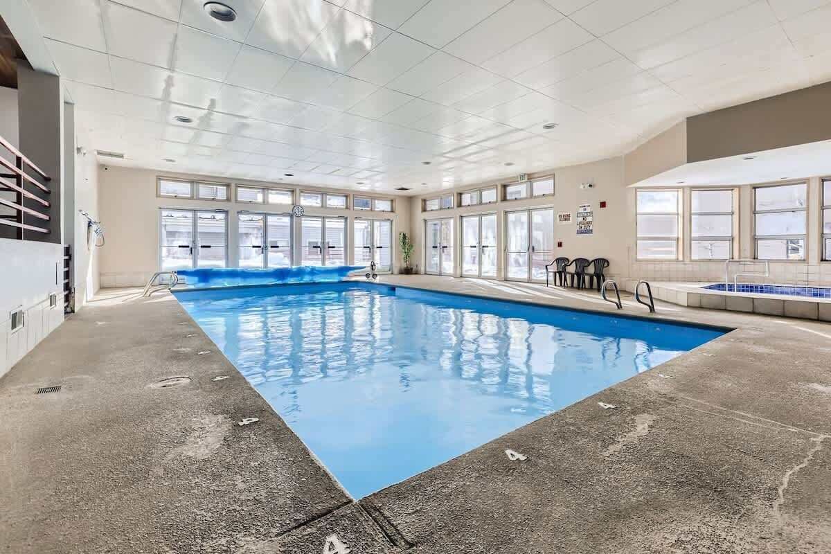 Una piscina techada