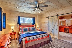 3 Schlafzimmer, Schreibtisch, Bügeleisen/Bügelbrett, Reisekinderbett
