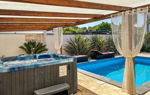 Pool - Cozy home in Vardica with sauna (Vardica)