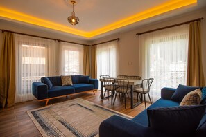 Condo família, sacada | Área de estar | Pisos aquecidos
