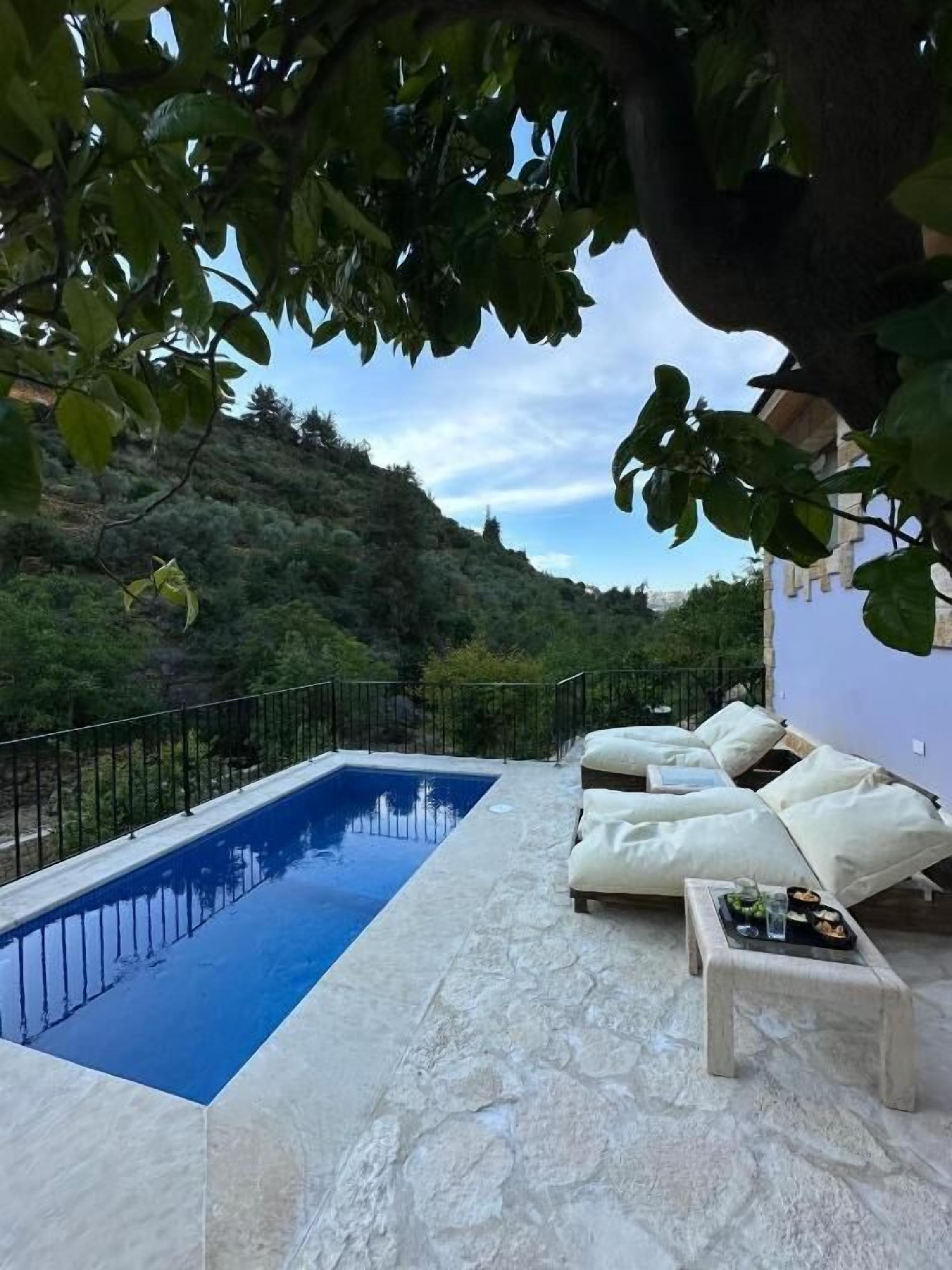 Comfort Chalet, Private Pool, River View | Pool