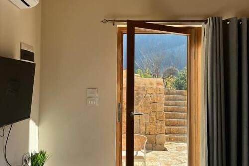 Superior Chalet, River View | Interior