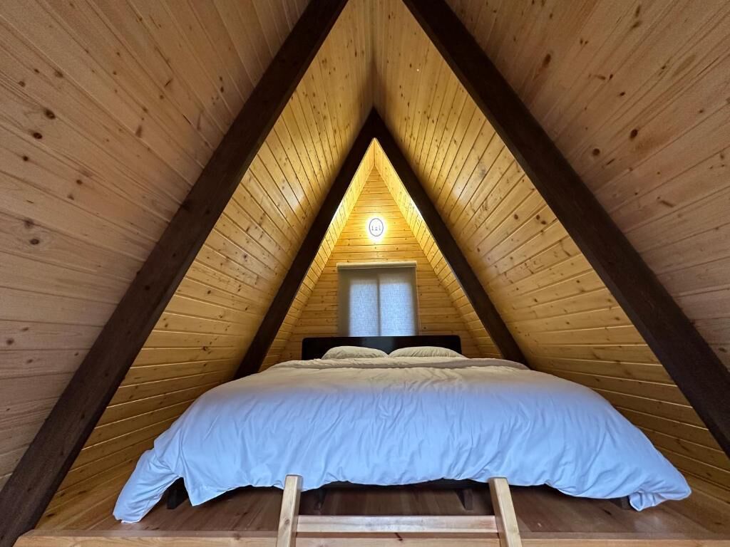 Chalet, River View | Soundproofing, free WiFi