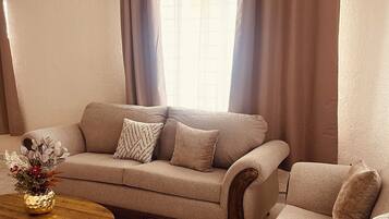 Comfort Apartment | Living area