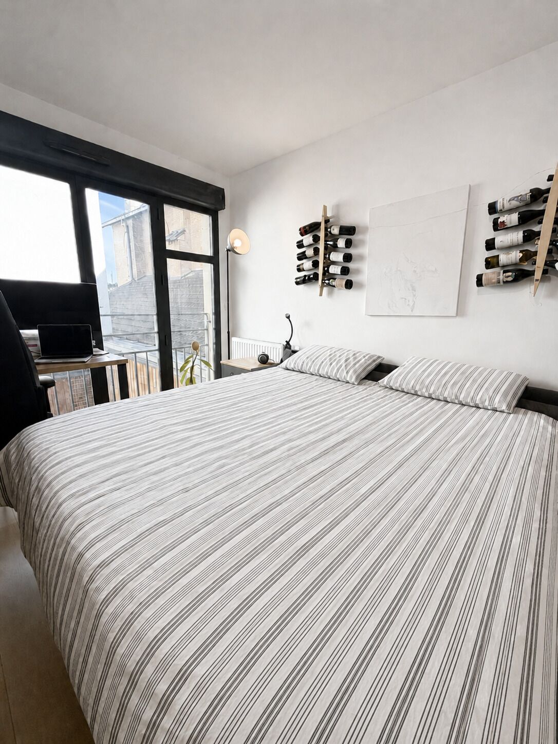 1 habitación, escritorio, wifi gratis y ropa de cama 