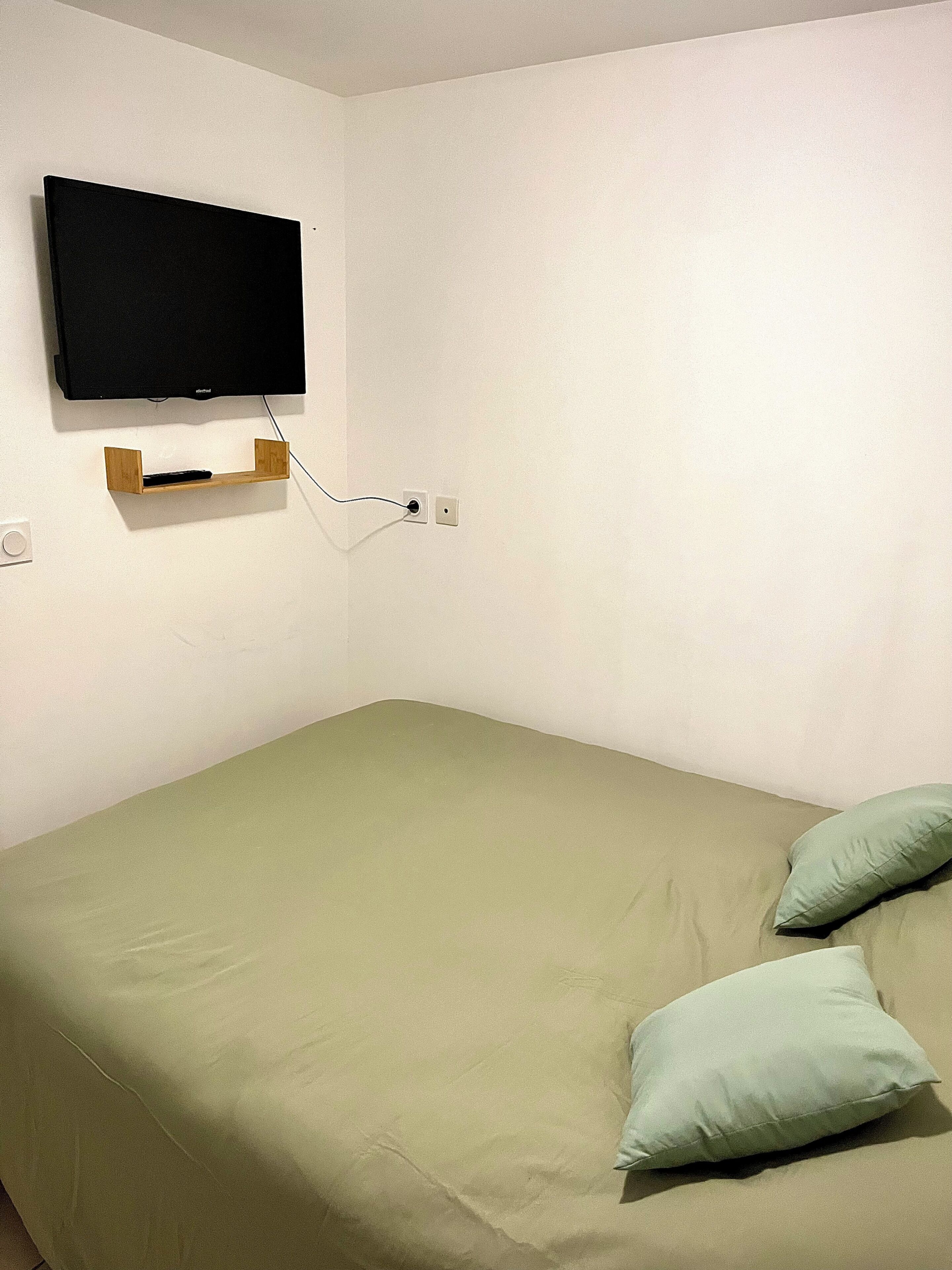 免费 WiFi、床单、轮椅无障碍