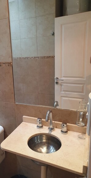 Shower, bidet, towels, soap
