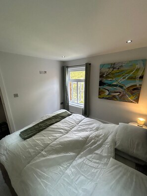 Desk, iron/ironing board, travel crib, WiFi