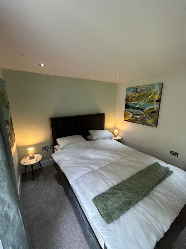 Desk, iron/ironing board, travel crib, WiFi