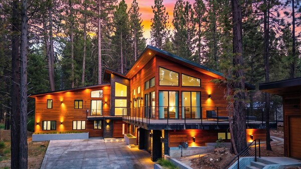Evergreen Retreat By Avantstay Outdoor Dining + Lounge Forest Views Mins To Skiing & The Village - Big Bear Lake, CA