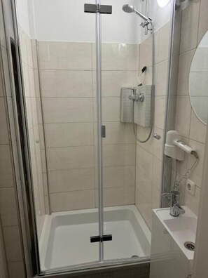 Bathroom - Room-Pauli (Hamburg)