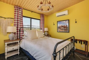 WiFi, bed sheets