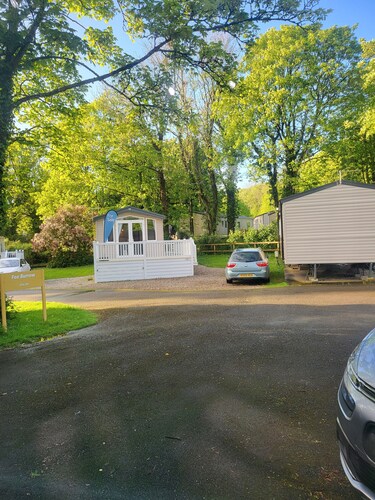 Remarkable 3-bed Lodge in St Minver