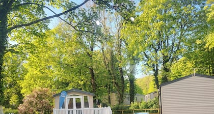 Remarkable 3-bed Lodge in St Minver