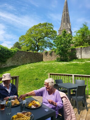 Restauration en plein air
