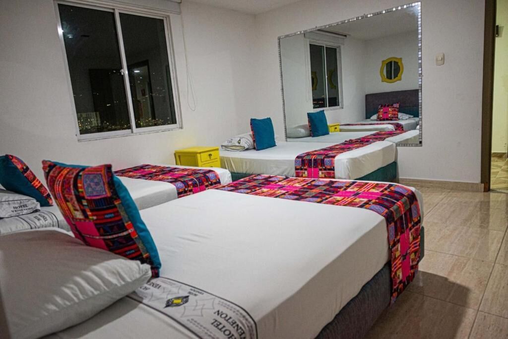 Family Room | Free WiFi