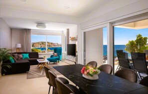 Smart TV - Awesome home in Sevid (Sevid)