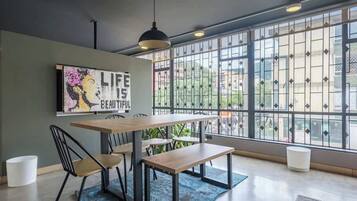 Leilighet, flere senger, terrasse, byutsikt (Andino 201) | Spiseområde