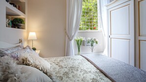 Ảnh chưa phân loại, 4 trong số 21 ảnh, nút