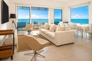 TV - Playa Escondida Oceanview 503 (Portobelo)