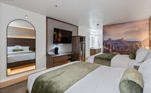 Desk, laptop workspace, iron/ironing board, free WiFi