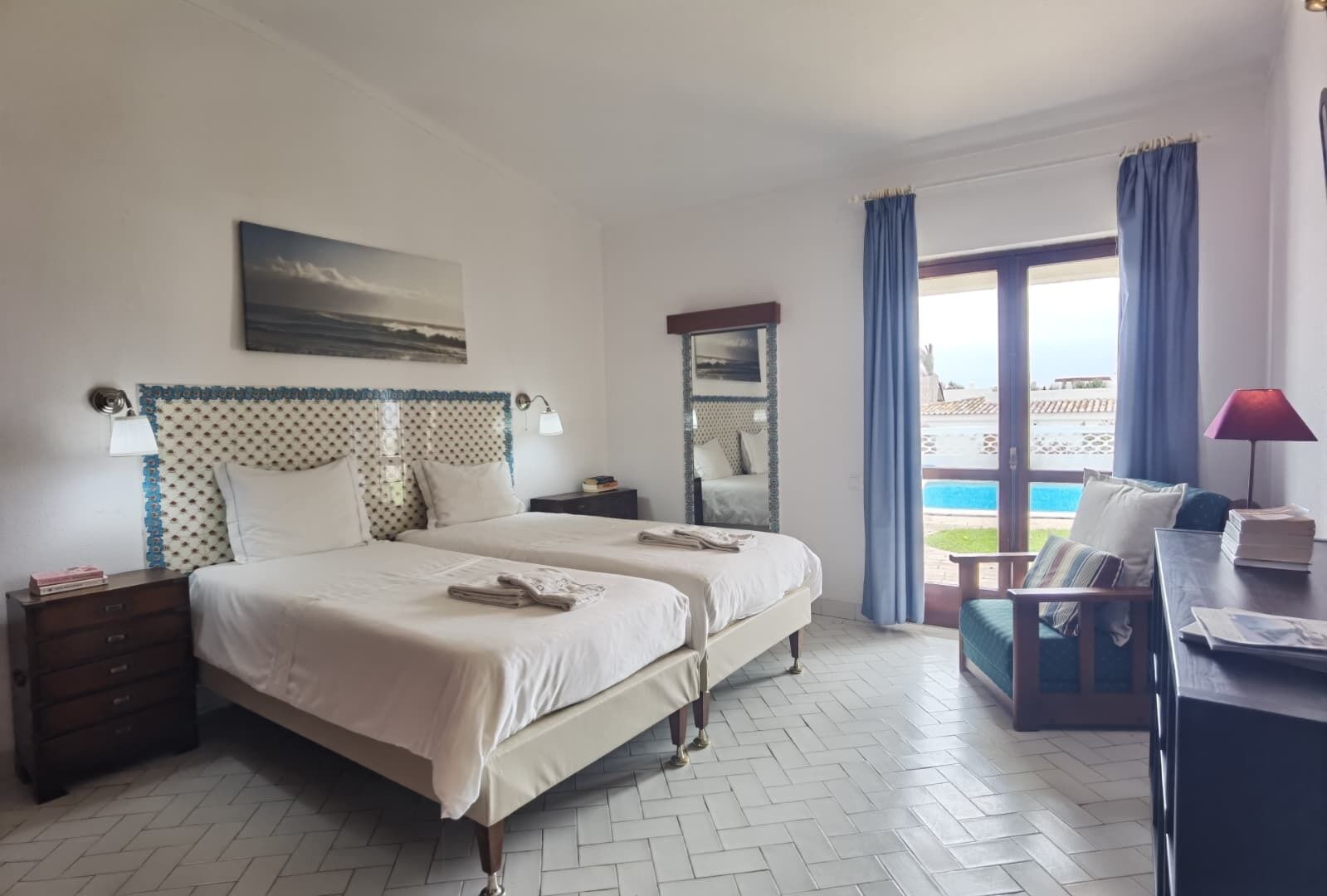 4 slaapkamers, een strijkplank/strijkijzer, wifi, beddengoed