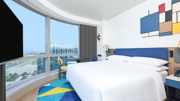 Room, 1 King Bed, Sea View | In-room safe, desk, laptop workspace, free WiFi
