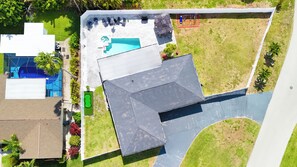 Exterior - Luxury Family Oasis Pool. Jacuzzi. Game Room (Cape Coral)
