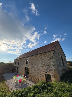Exterior - La Grange de Molière, close to Lascaux and Sarlat (La Chapelle-Aubareil)