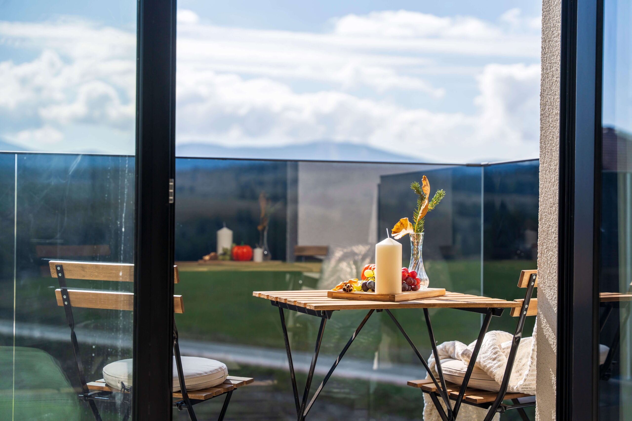 Comfort-Apartment, Bergblick | Speisen im Freien