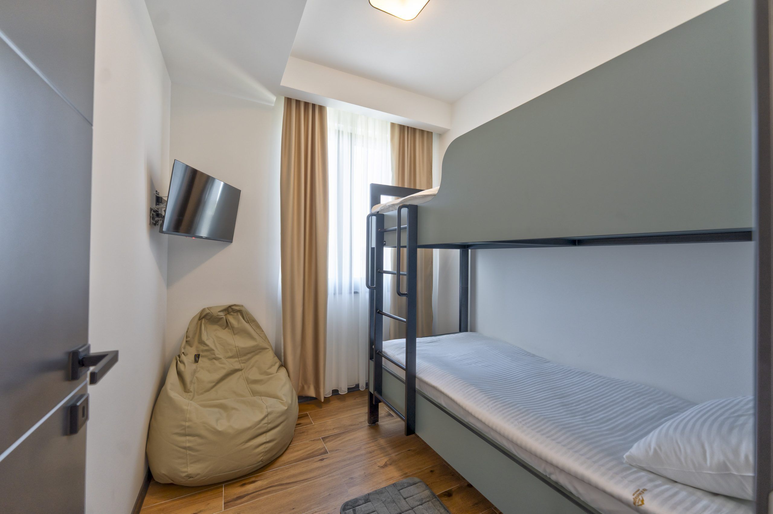 Superior Apartment, Mountain View | In-room safe, desk, blackout curtains, soundproofing