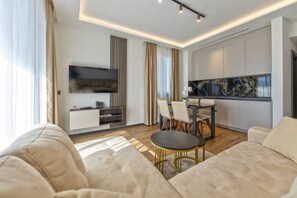 Apartemen Superior, pemandangan gunung | Area keluarga