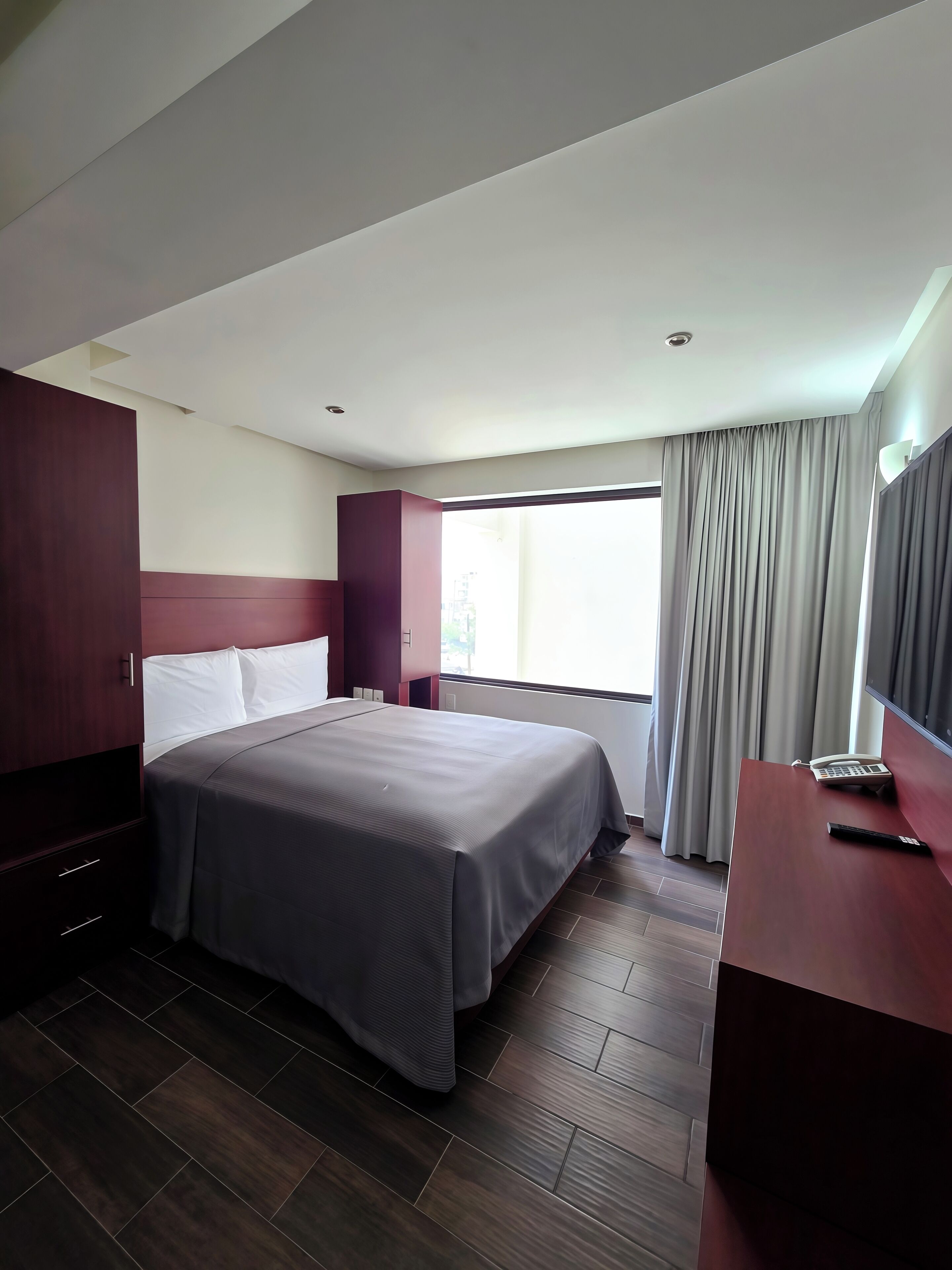 Standard Room | Free WiFi, bed sheets