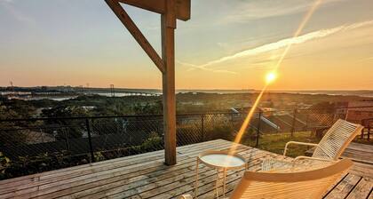 Entire guest suite with a panoramic basin view!