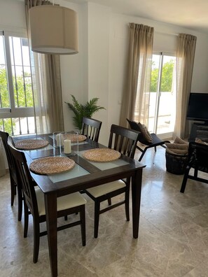 House | 2 bedrooms, Internet - 2 Bedroom Top Floor Montain Views (Marbella)