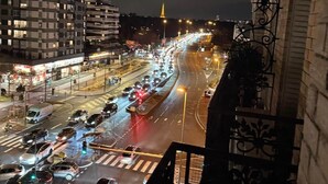 Property grounds - Paris, Suresnes, Foch, La Défense, Étoile, Élysées (Suresnes)