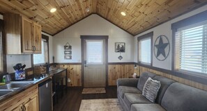 Living area - Hideaway on Aspen 40 A (Victor)